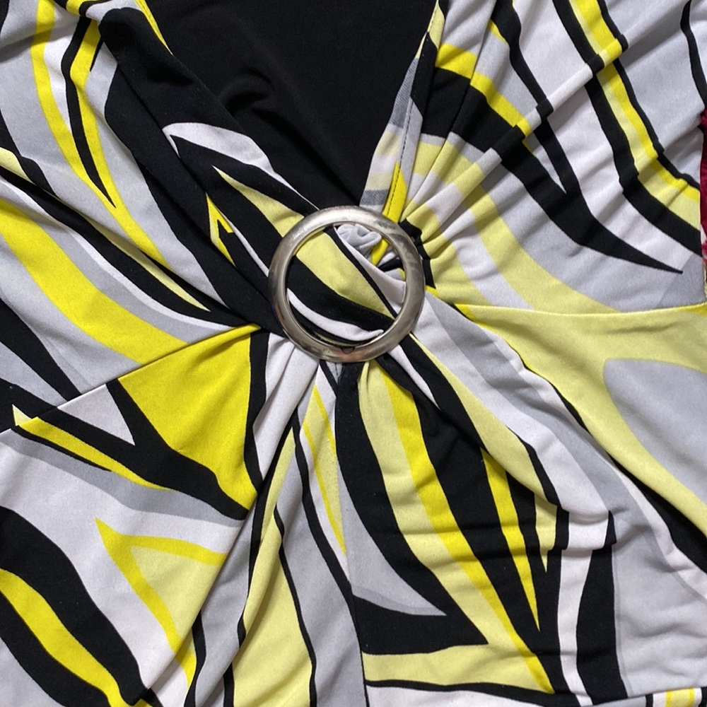 Grey, yellow, and black blouse - Picture 5 of 14